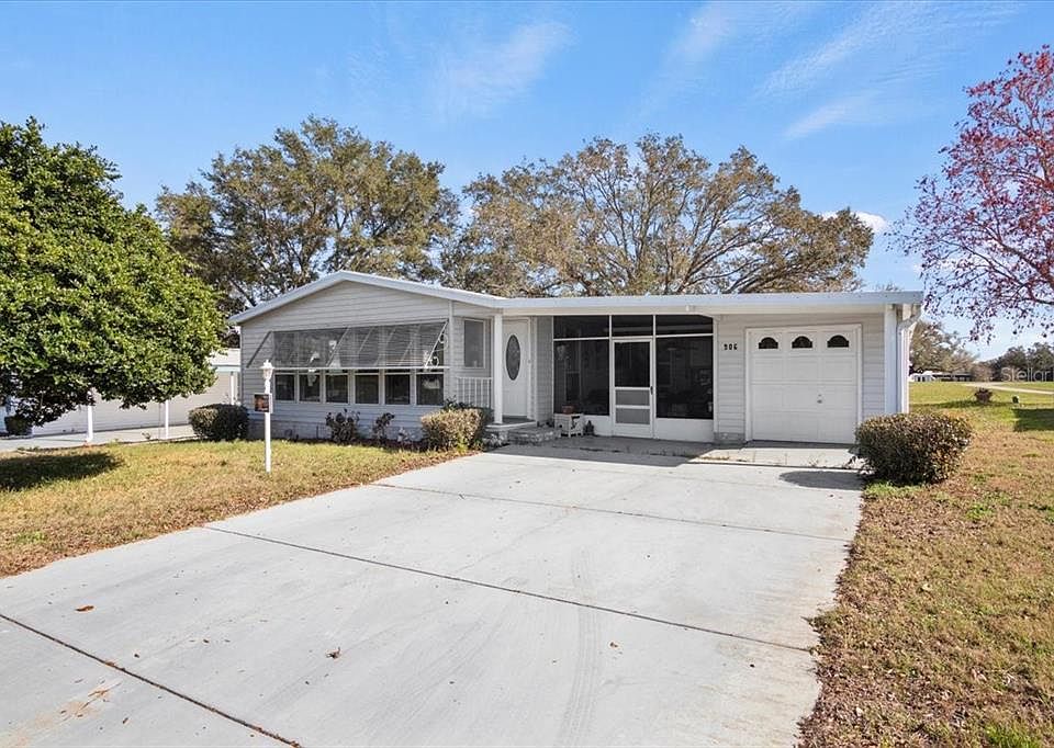 1st image of 906 Saint Andrews Blvd
