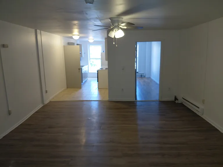 10 W Fulton St #1 — Photo 3