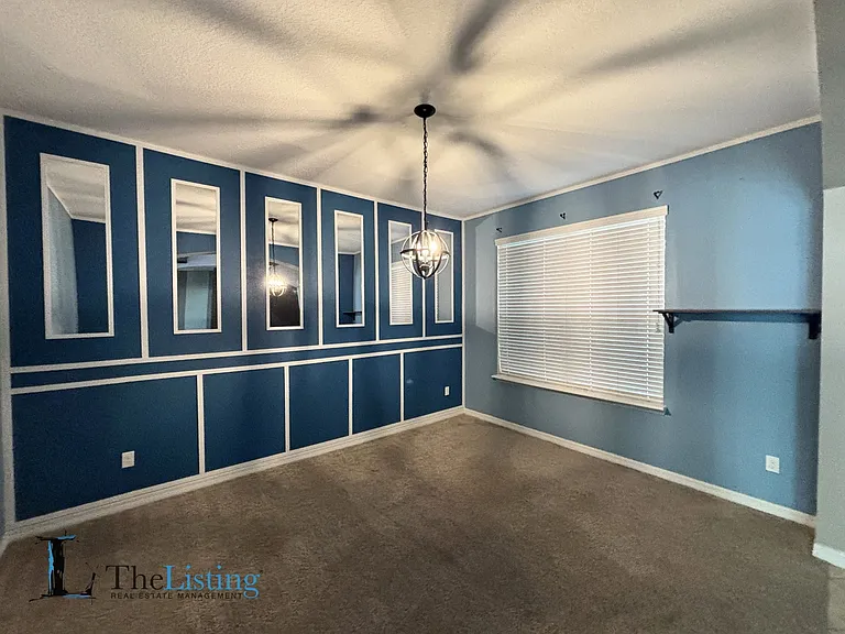 3795 Marietta Way — Photo 6