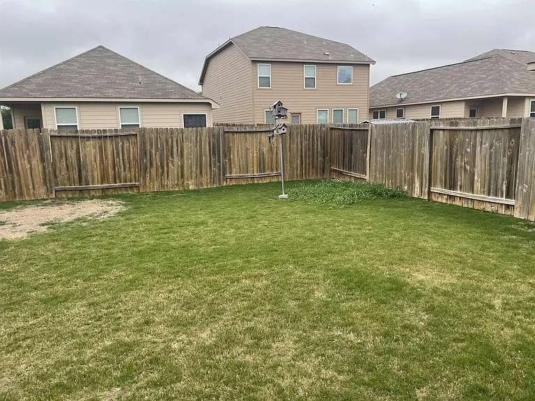1680 Breanna Ln — Photo 14