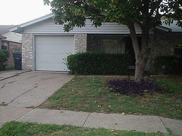 1st image of 3415 Pacesetter Dr