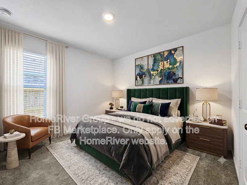 4 bed, 2.0 bath, 1656 sqft, $2,095 — Photo 3