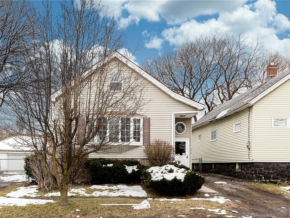 1st image of 214 Hier Ave
