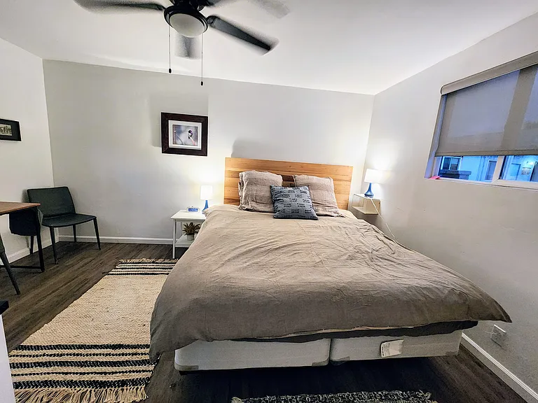 2074 Newton Ave #A — Photo 11