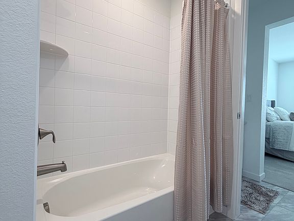 5th image of 9973 Ursula St
