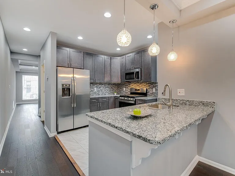 222 N Collington Ave — Photo 19