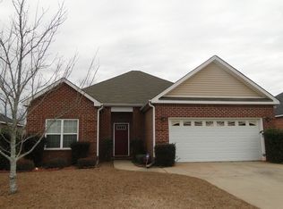 708 Falkirk Dr, Warner Robins, GA 31088