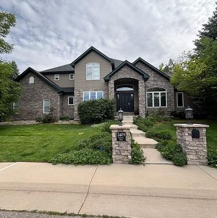 1st image of 2405 Ginny Way