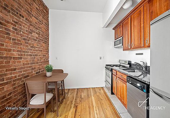 3rd image of 605 W 112th St APT 1H