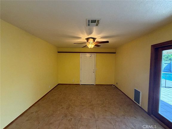 3rd image of 41219 Tava Ln