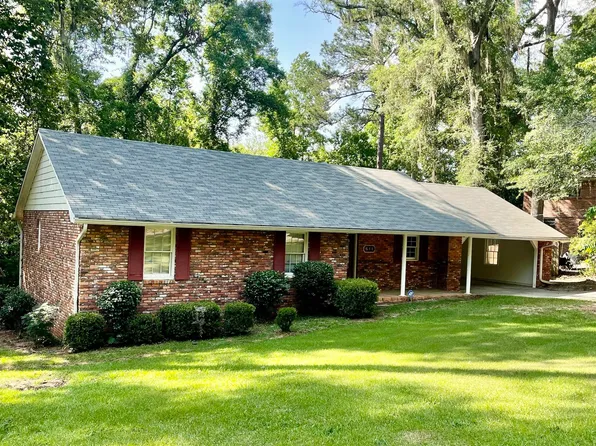 611 Brookdale Dr, Dublin, GA 31021