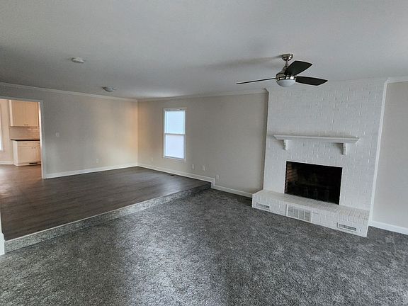 2nd image of 5598 Lockridge Rd