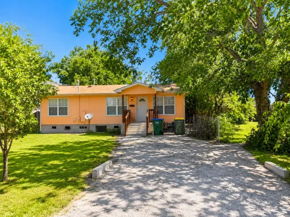 205 W Wheeler St, Manor, TX 78653