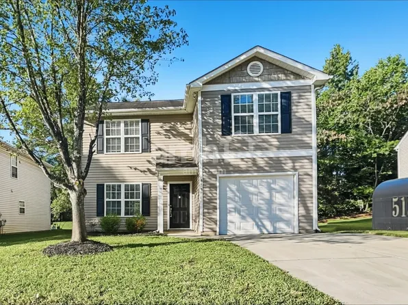 5133 Autumn Oak Dr, Charlotte, NC 28269