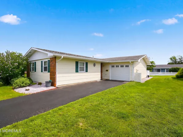 27 Tony Court, Brick, NJ 08724