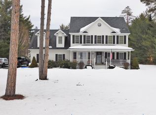 10 Twin Creek Dr, Peru, NY 12972