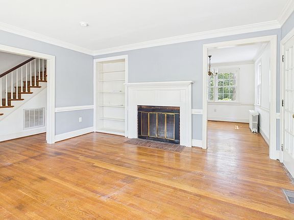 5th image of 2253 Brookwood Rd