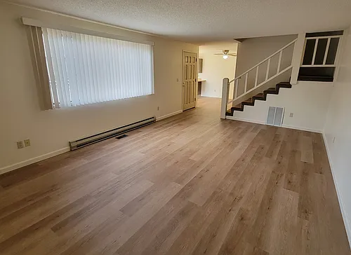 Floor plan 4152-C ADELAIDE AVE