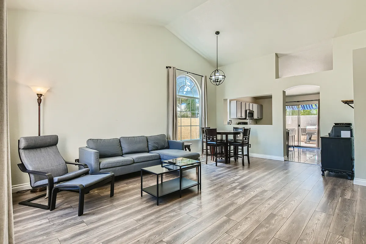 Building Photo - 5717 Cliff Point Ct