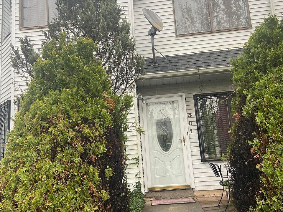 1st image of 301 Andros Ave