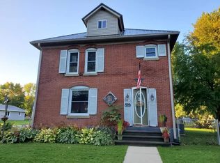 519 3rd Ave E, Cresco, IA 52136