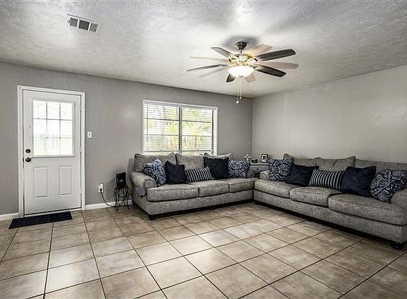 4th image of 4227 Alecia Dr