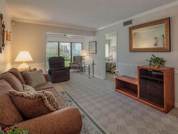 3rd image of 2037 San Marcos Dr SE APT 111