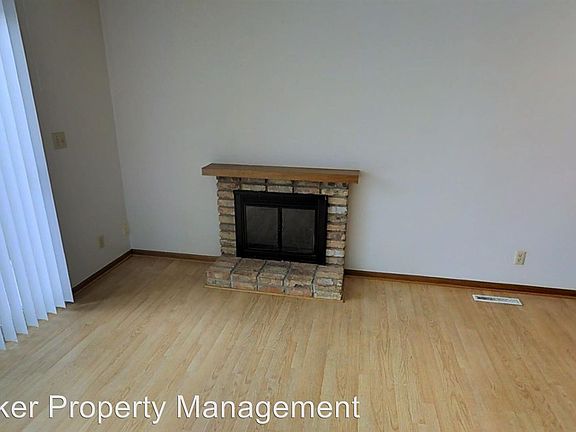 5th image of 1338 Barkley Ct