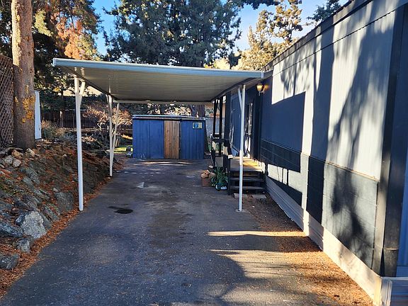 3rd image of 2200 NE Highway 20 Unit 15