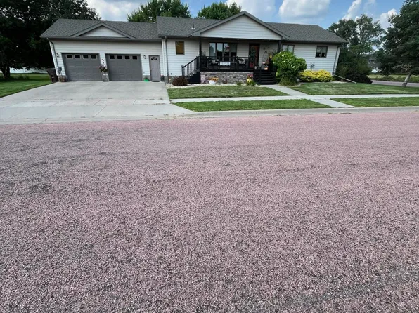 600 W 16th Ave, Mitchell, SD 57301