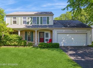 1230 Countryside Dr, Algonquin, IL
