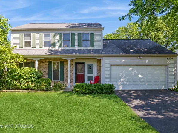 1230 Countryside Dr, Algonquin, IL 60102