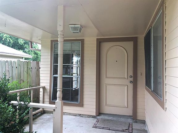 3rd image of 14011 Clear Forest Dr