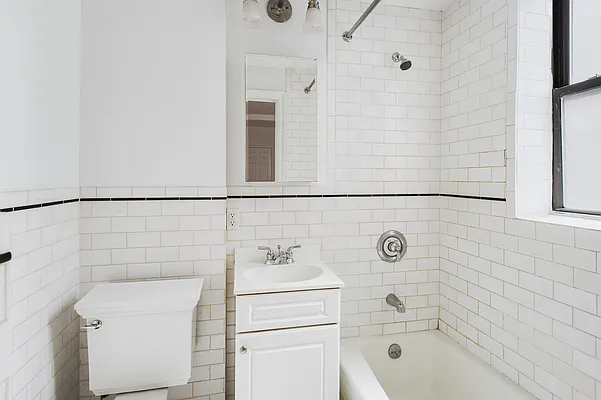 Rented by Oxford Property Group | media 16