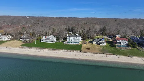 135 Edgemere Dr Photo 1