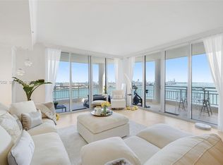 848 Brickell Key Dr APT 1601, Miami, FL 33131