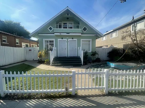 491 Rose Ave #A Photo 1