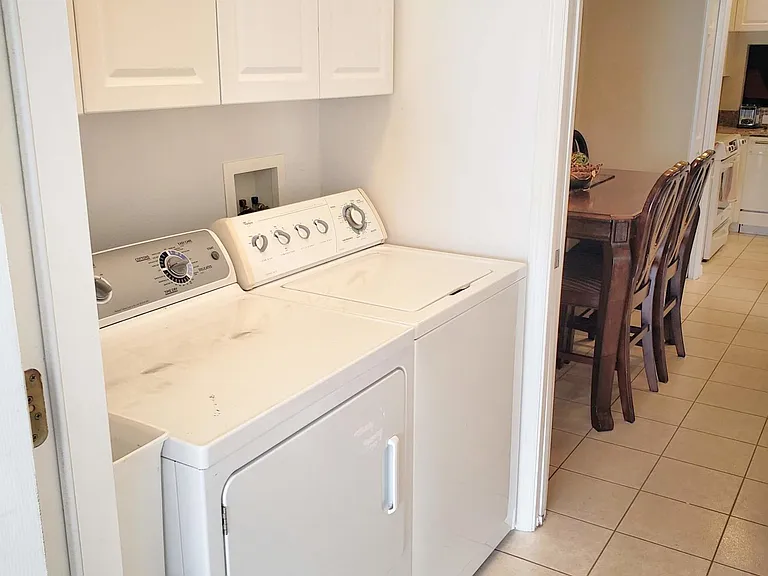 250 Saint Lucie Ln #8 — Photo 18