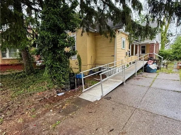 2833 E 125th St, Cleveland, OH 44120