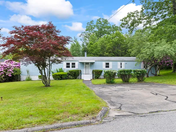 30 Sandalwood Circle, Kittery, ME 03904