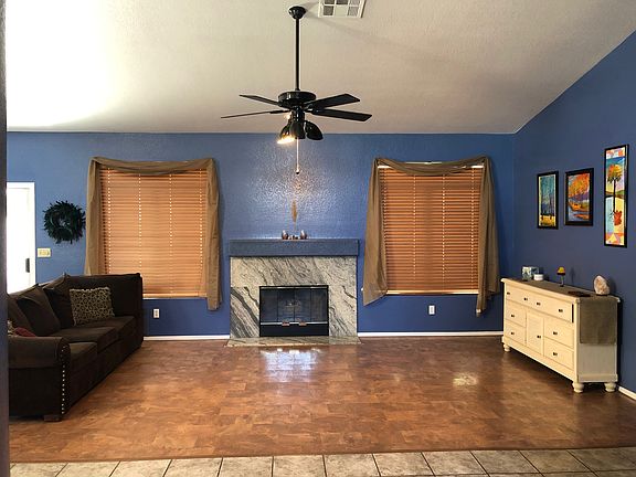 Spacious living room