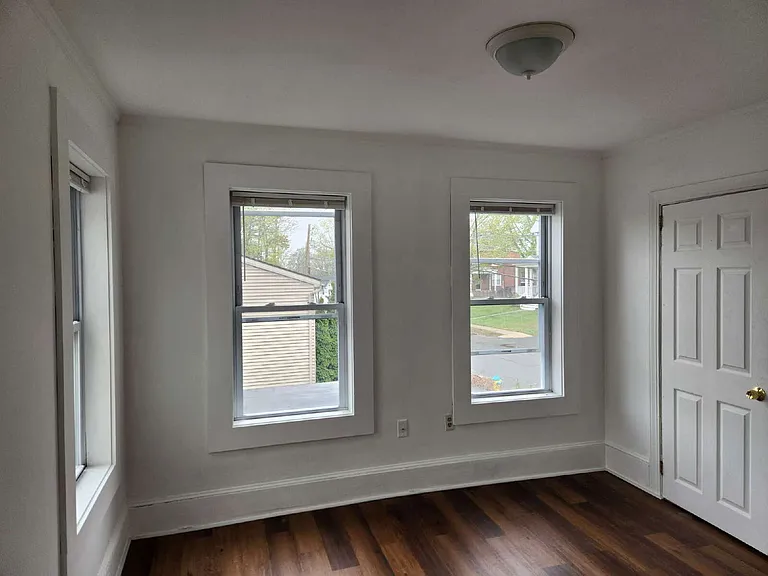 10A Beacon St #10A — Photo 11