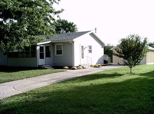 2316 Campbell Dr, Champaign, IL