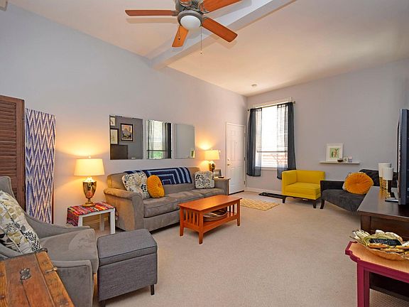 2nd image of 2100 Fulton Ave APT 4