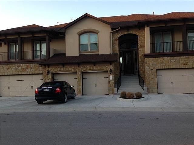 1st image of 319 Lombardia Dr