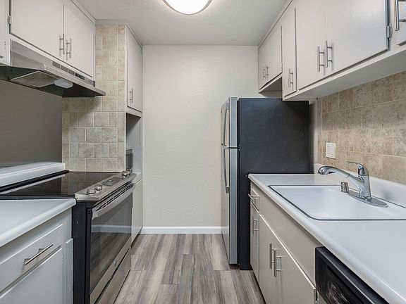 2nd image of 1711 N St APT 1