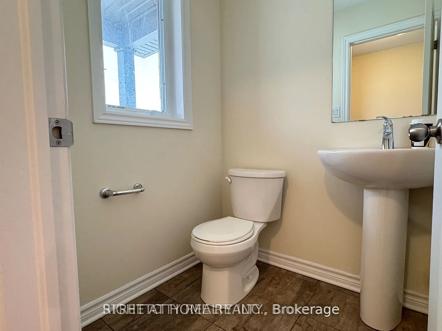 5 bed, $2,800 — Photo 3