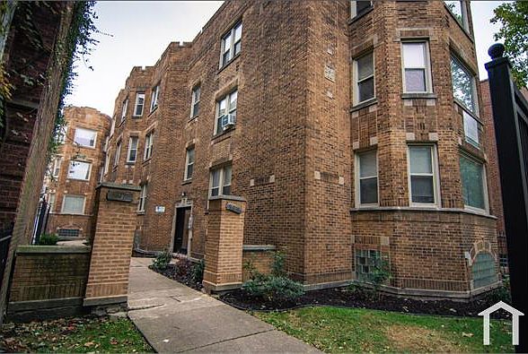 2nd image of 8216 S Ingleside Ave APT 1B