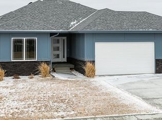901 SW 9th Ct, Grimes, IA 50111