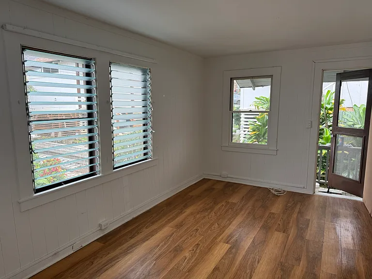 254 Auwaiolimu St #A — Photo 4
